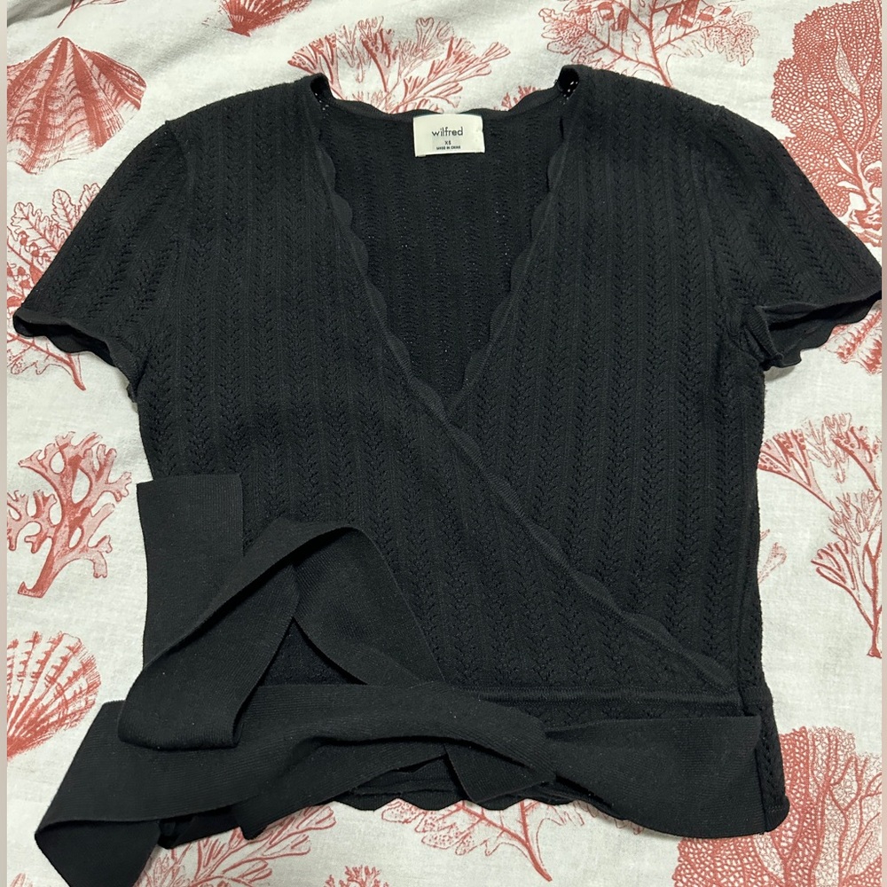 Aritzia Wilfred All tied up Sweater XS